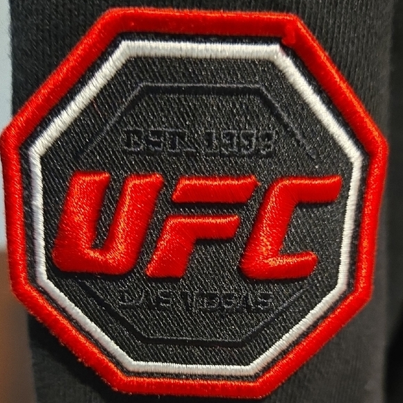 UFC Black Sweatshirt - Picture 5 of 7